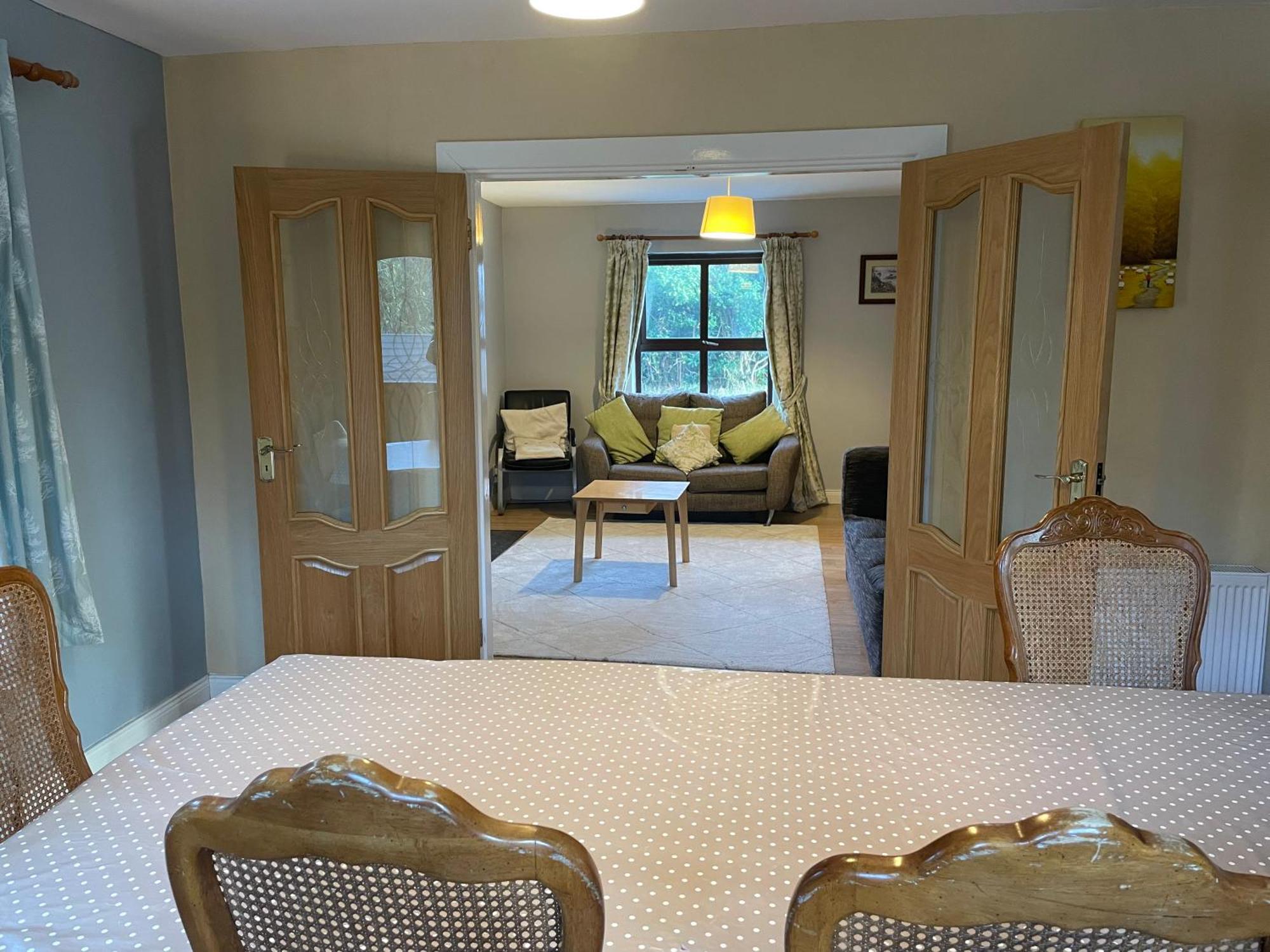 Bunkhouse - Letterfrack Farm Villa Bagian luar foto