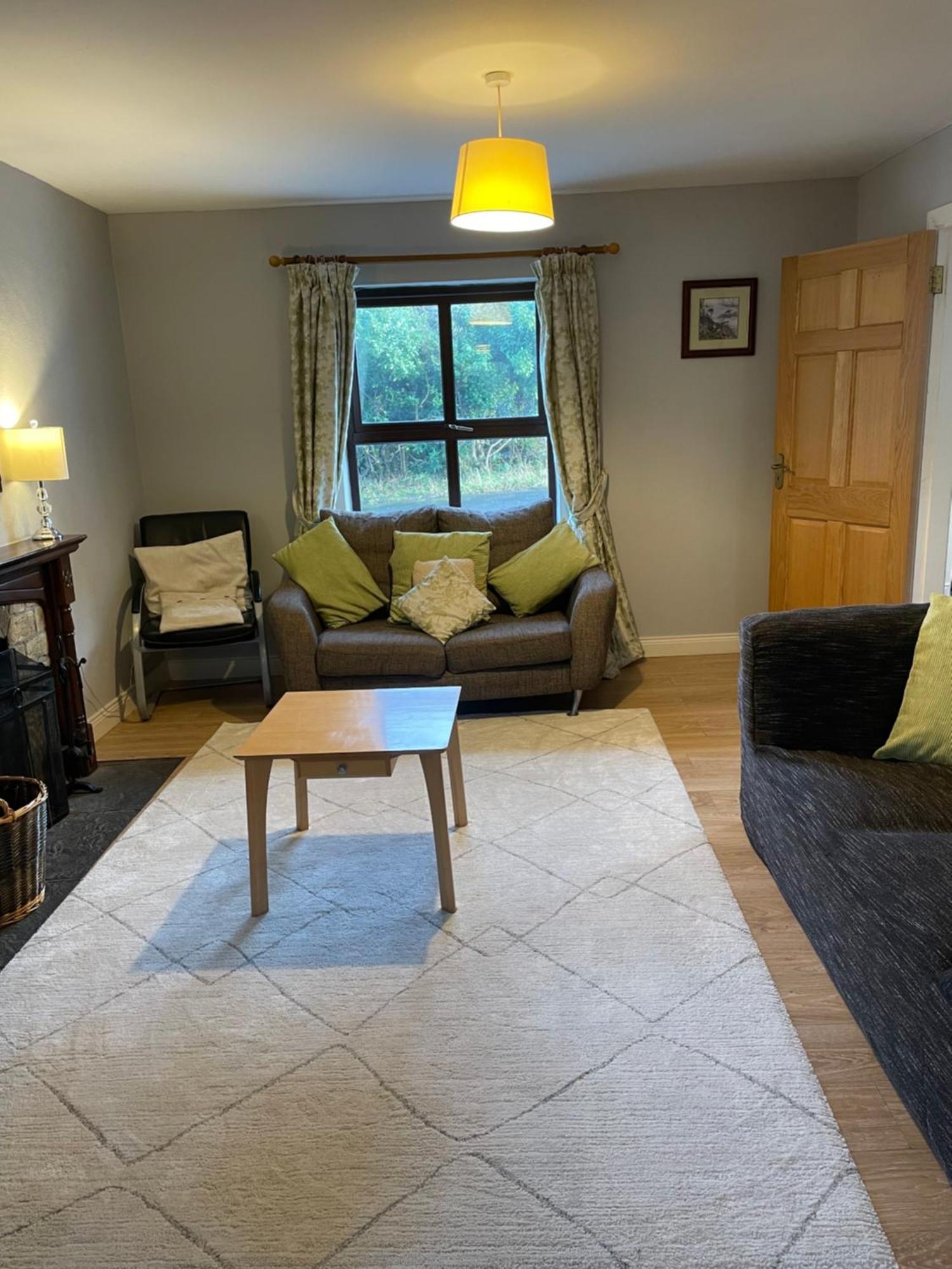 Bunkhouse - Letterfrack Farm Villa Bagian luar foto