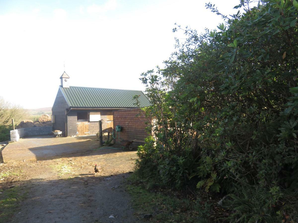 Bunkhouse - Letterfrack Farm Villa Bagian luar foto